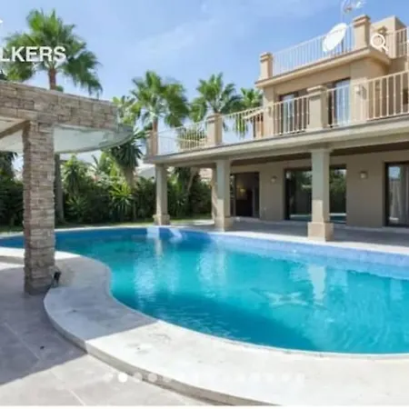 Casa Farah Villa Marbella Golden Mile Coral Beach Behind Aldi Exterior photo