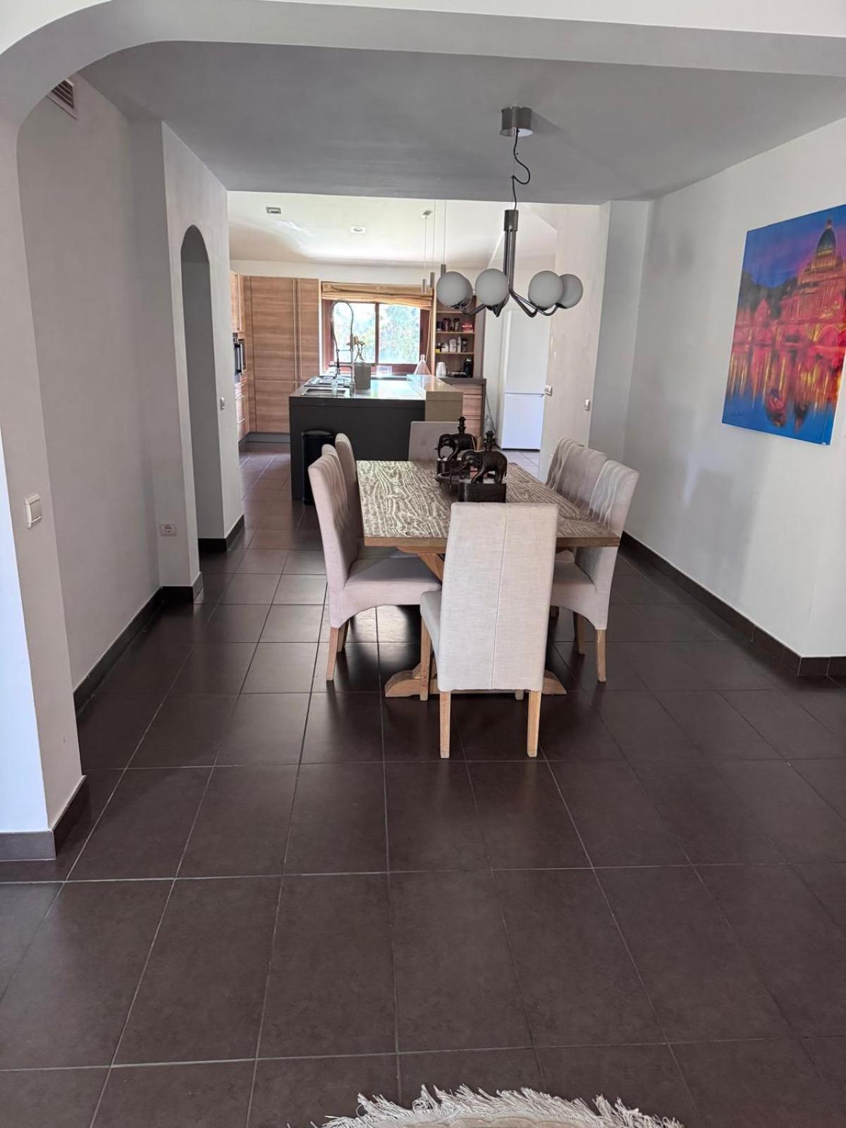 Casa Farah Golden Mile Coral Behind Aldi Marbella